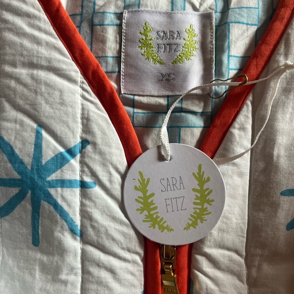 Quilted Jacket in Star Blue Print - Picture 9 of 10